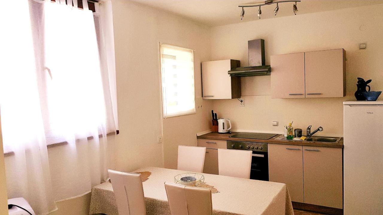 Holiday Apartment Nina , Zadar Old Town Exteriör bild